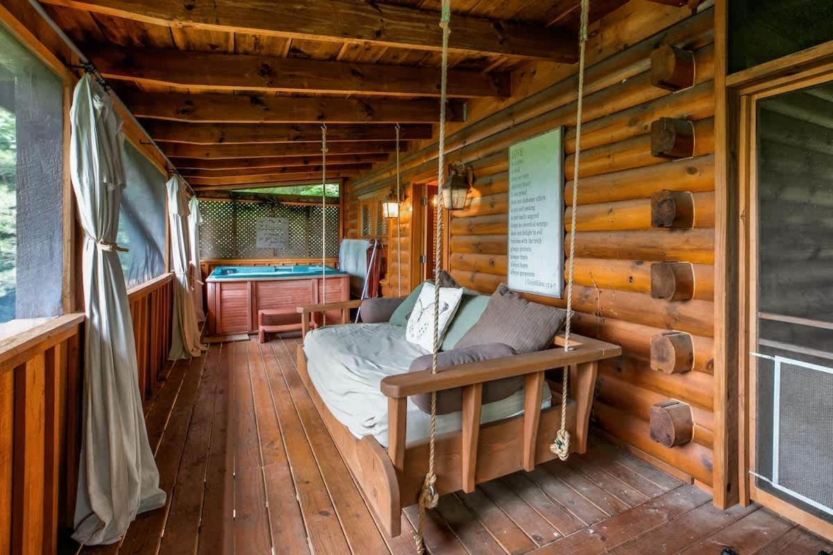 Nice View Fireplace, Hot Tub, Porch Bed, Private Sevierville Exteriör bild