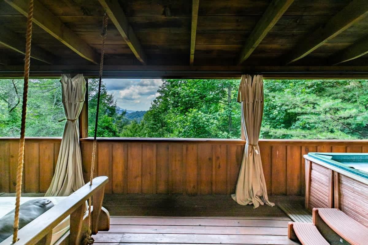 Nice View Fireplace, Hot Tub, Porch Bed, Private Sevierville Exteriör bild